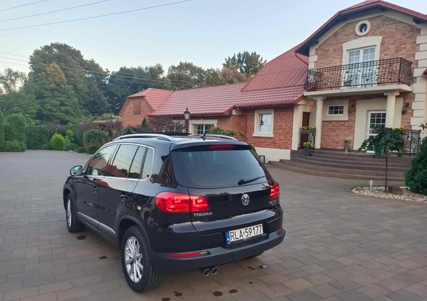 Volkswagen Tiguan cena 62200 przebieg: 129000, rok produkcji 2013 z Złotów małe 56
